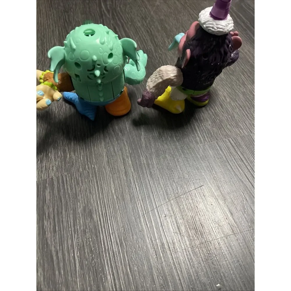 2018 Crate‎ 2Creature Interactive Pet Croak Mini Pull Tongue Working Noises B-W